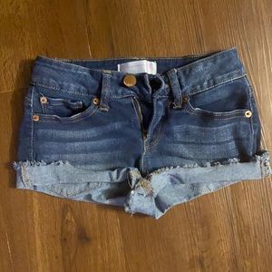 No boundaries Jean shorts